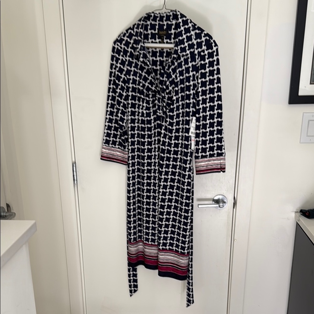 Stylish Laundry Navy and White Patterned Dress size 10